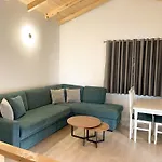 Pineside Rooms