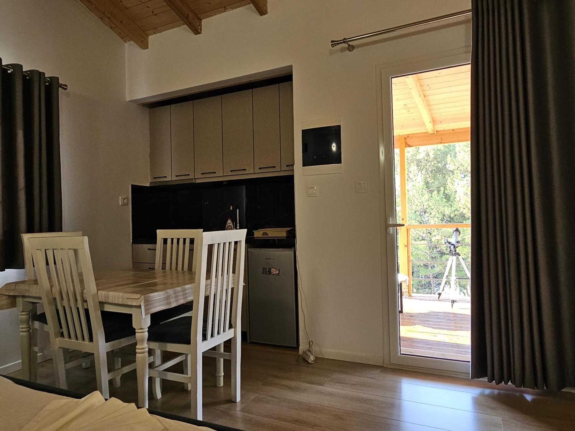 Pineside Homestay